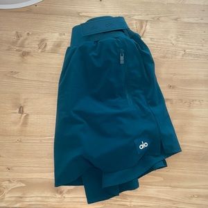 Alo hunter green skirt